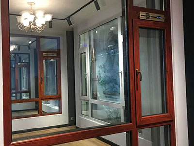 ʯ���f�����X�T��